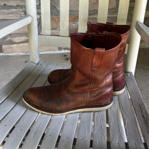 Beautiful vintage Red Wing leather boots